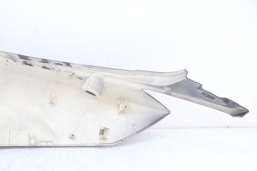 photo de FLANCO TRASERO DERECHO JM MOTORS EVOLIS 4T 50 (2018 - 2022) - Detalles de los puntos de fijación