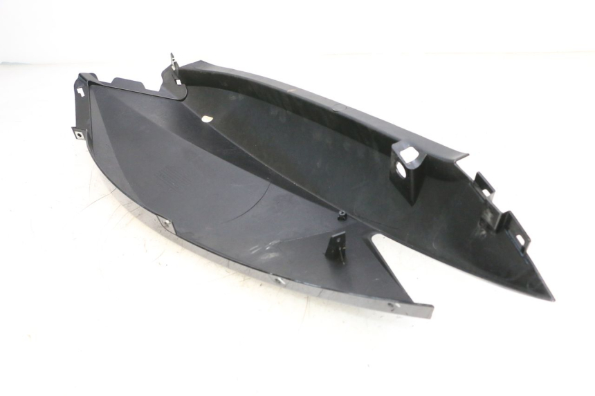 photo de LATERAL TRASERO DERECHO KEEWAY F-ACT FACT EVO 50 (2020 - 2026) - Primer plano técnico