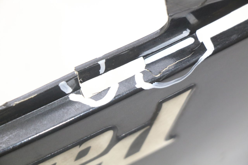 photo de FLANCO TRASERO DERECHO HONDA FES PANTHEON 2T 125 (1998 - 2002) - Otra perspectiva