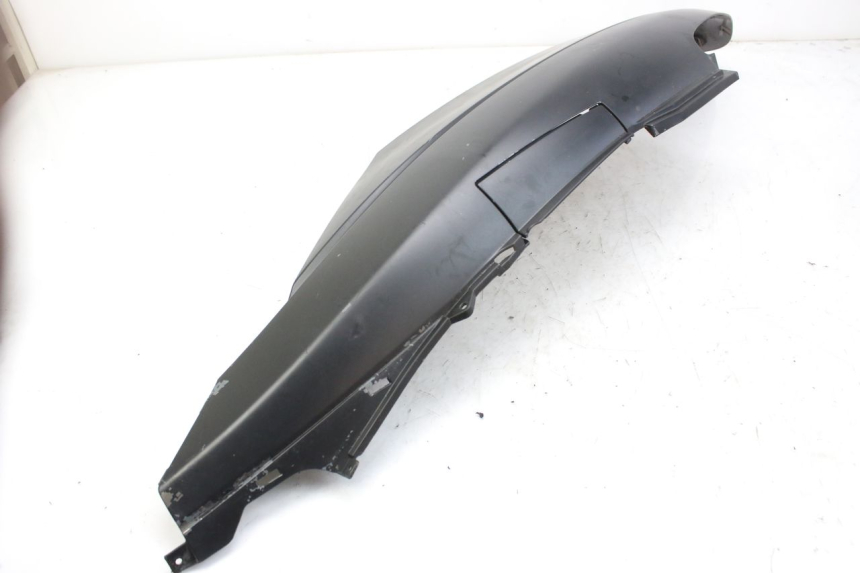 photo de FLANCO TRASERO DERECHO HONDA FES S-WING SWING ABS 125 (2007 - 2015) - Detalles de los puntos de fijación