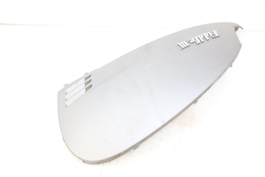 photo de FLANCO TRASERO DERECHO SYM FIDDLE 3 III 125 (2014 - 2020) - Primer plano técnico