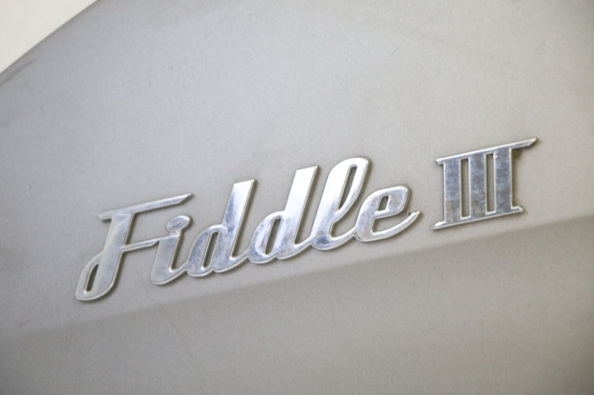 photo de FLANCO TRASERO DERECHO SYM FIDDLE 3 III 125 (2014 - 2020) - Otra perspectiva