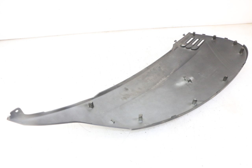 photo de CARENADO TRASERO DERECHA SYM FIDDLE 3 III 50 (2014 - 2020) - Primer plano técnico