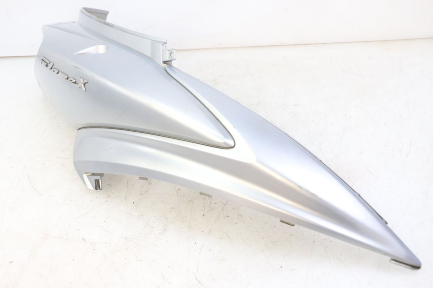 photo de CARENADO TRASERO DERECHA MBK FLAME X 125 (2007 - 2016) - Zoom estado de uso