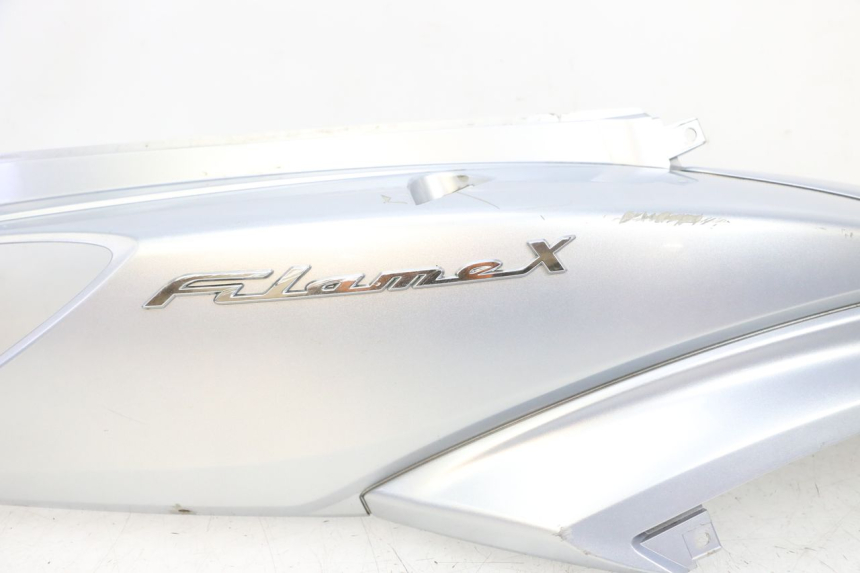 photo de CARENADO TRASERO DERECHA MBK FLAME X 125 (2007 - 2016) - Foto de producto adicional