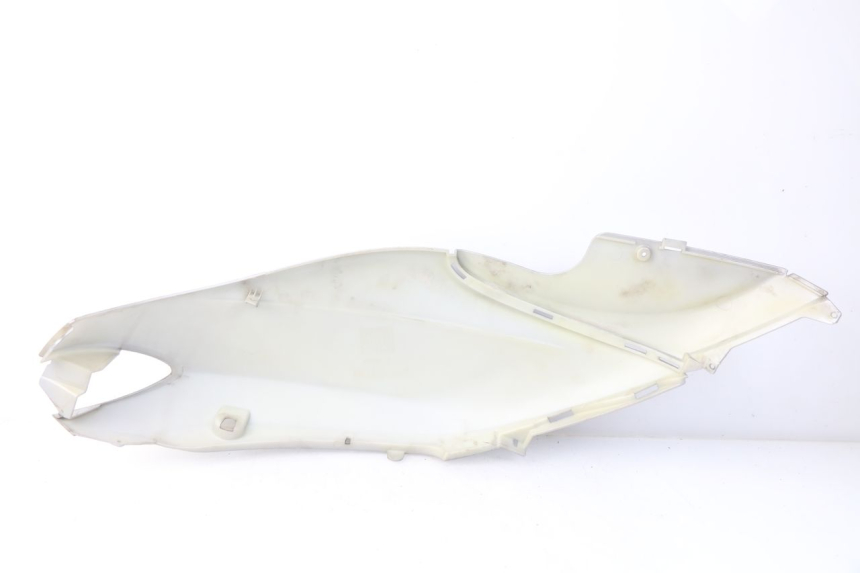 photo de CARENADO TRASERO DERECHA PIAGGIO FLY 2T 50 (2004 - 2017) - Otra perspectiva