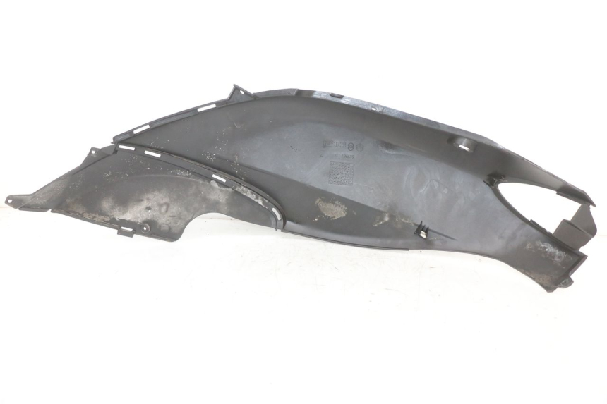 photo de CARENADO TRASERO DERECHA PIAGGIO FLY 2T 50 (2004 - 2017) - Otra perspectiva