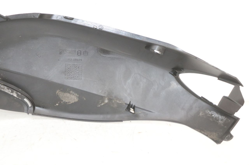 photo de CARENADO TRASERO DERECHA PIAGGIO FLY 2T 50 (2004 - 2017) - Vista general del producto