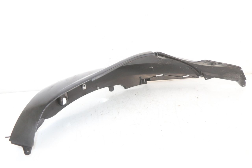 photo de CARENADO TRASERO DERECHA PIAGGIO FLY 2T 50 (2004 - 2017) - Detalles de los puntos de fijación