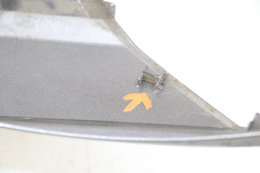 photo de CARENADO TRASERO DERECHA HONDA FORZA ABS 300 (2013 - 2017) - Detalle de la pieza