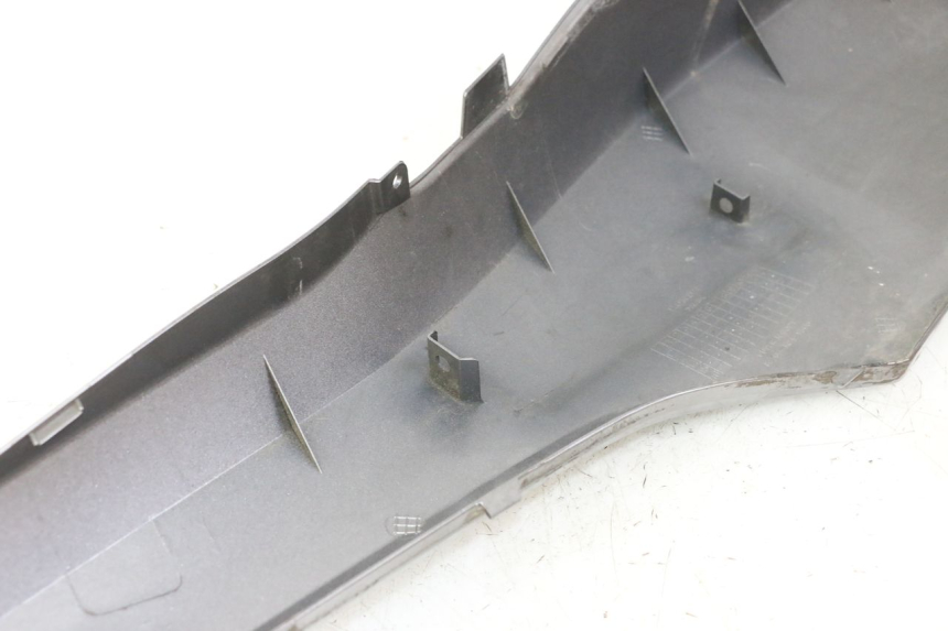 photo de CARENADO TRASERO DERECHA HONDA FORZA ABS 300 (2013 - 2017) - Vista general del producto