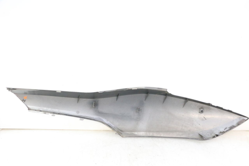 photo de CARENADO TRASERO DERECHA HONDA FORZA ABS 300 (2013 - 2017) - Recambio usado revisado