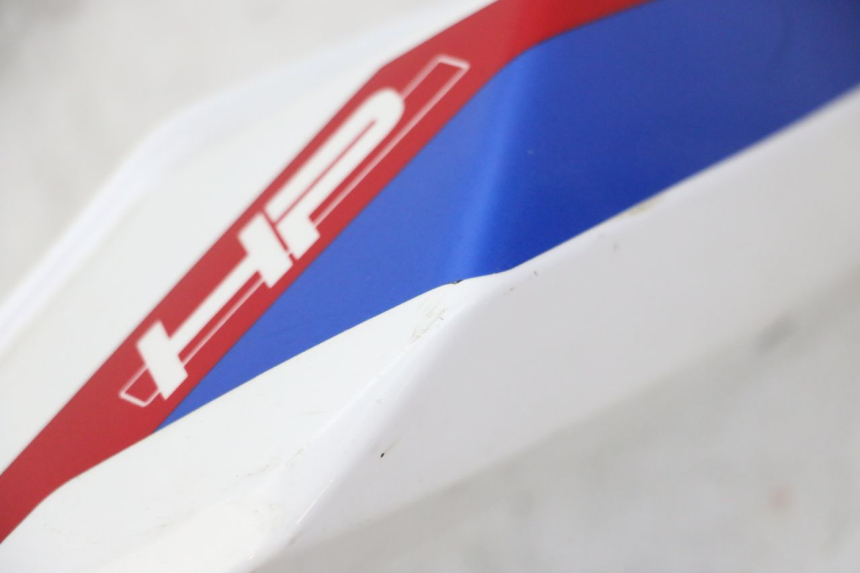 photo de CARENADO TRASERO DERECHA BMW G310 R 310 (2016 - 2020) - Estado de la superficie y material