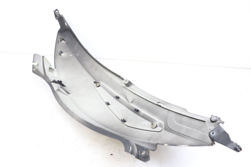 photo de CARENADO TRASERO DERECHA PEUGEOT GEOPOLIS RS 125 (2007 - 2009) - Otra perspectiva