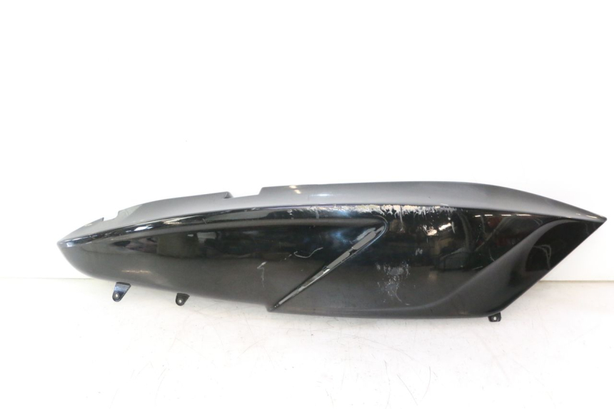 photo de CARENADO TRASERO DERECHA GILERA GP 800 (2007 - 2013) - Vista principal