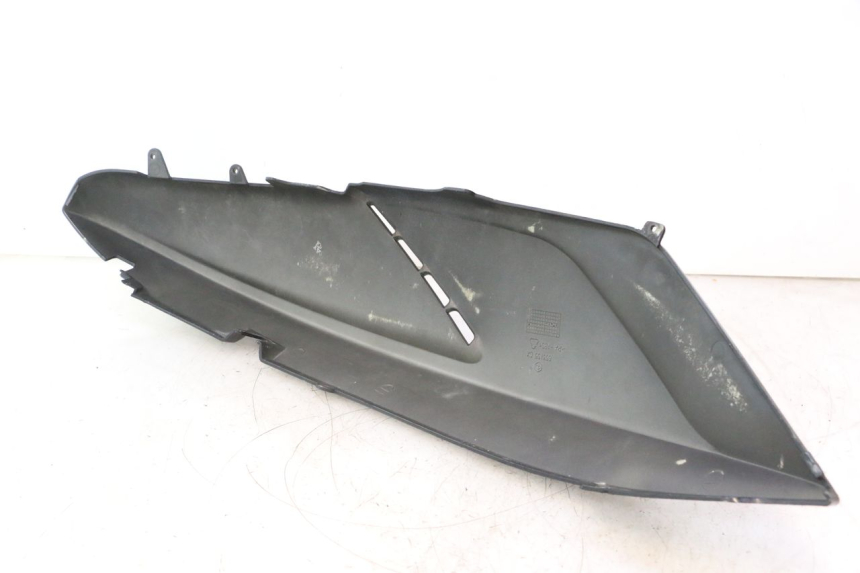 photo de CARENADO TRASERO DERECHA GILERA GP 800 (2007 - 2013) - Otra vista del artículo