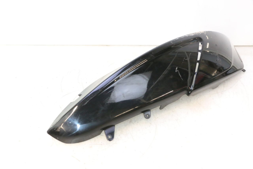 photo de CARENADO TRASERO DERECHA GILERA GP 800 (2007 - 2013) - Detalles de los puntos de fijación
