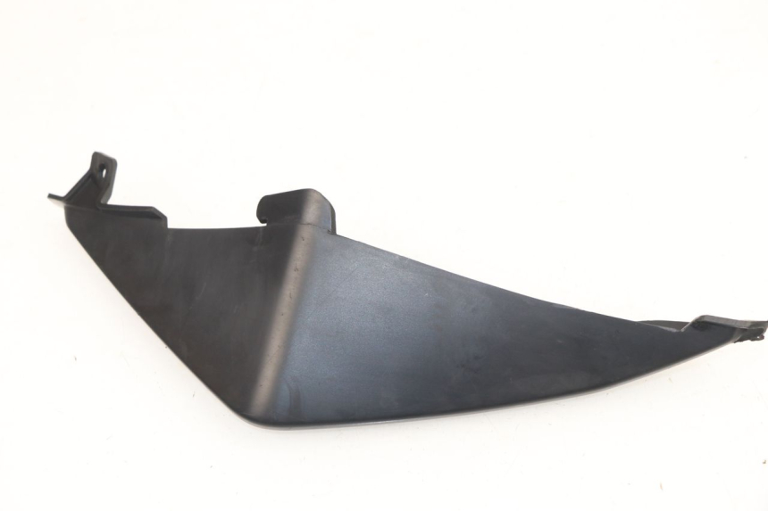 photo de CARENADO TRASERO DERECHA SUZUKI GSR 750 (2011 - 2017) - Otra perspectiva