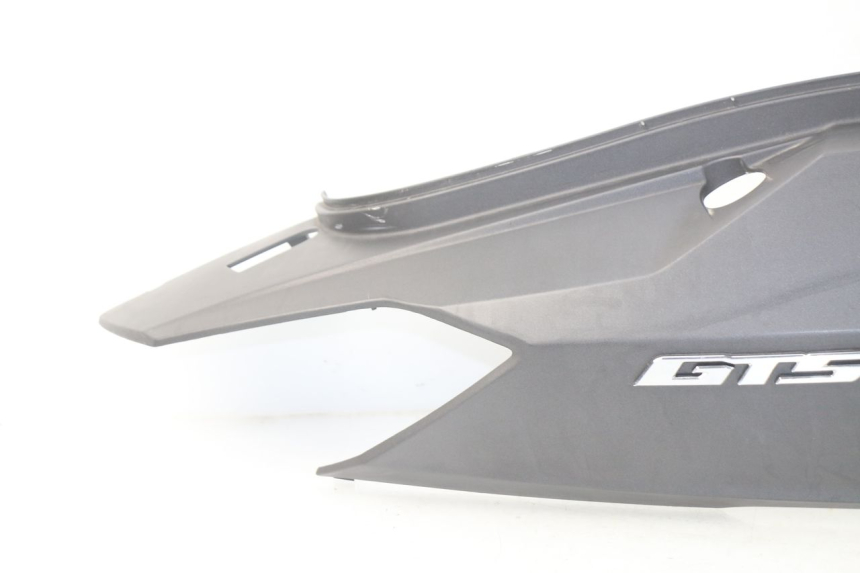 photo de CARENADO TRASERO DERECHA SYM GTS EFI ABS 125 (2012 - 2016) - Marcados y referencias originales