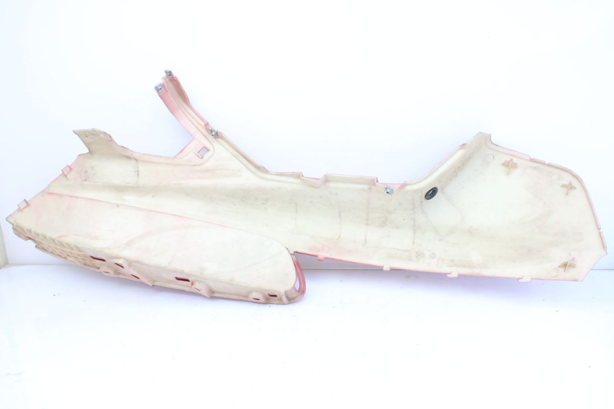 photo de FLANCO TRASERO DERECHO PIAGGIO HEXAGON 2T 125 (1994 - 1998) - Primer plano técnico