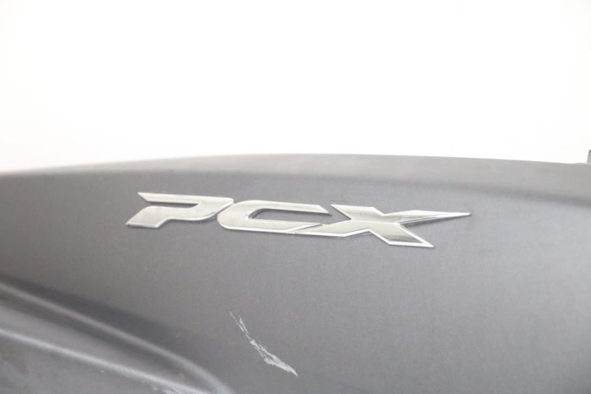photo de CARENADO TRASERO DERECHA HONDA PCX (JF57/JF64) 125 (2014 - 2018) - Otra perspectiva
