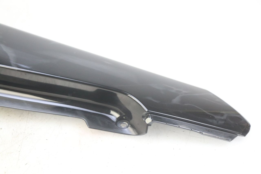 photo de FLANCO TRASERO DERECHO YAMAHA HW XENTER 125 (2011 - 2017) - Características distintivas