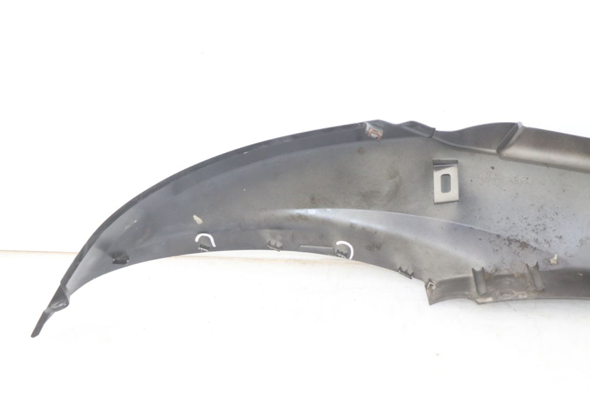 photo de FLANCO TRASERO DERECHO YAMAHA HW XENTER 125 (2011 - 2017) - Primer plano técnico