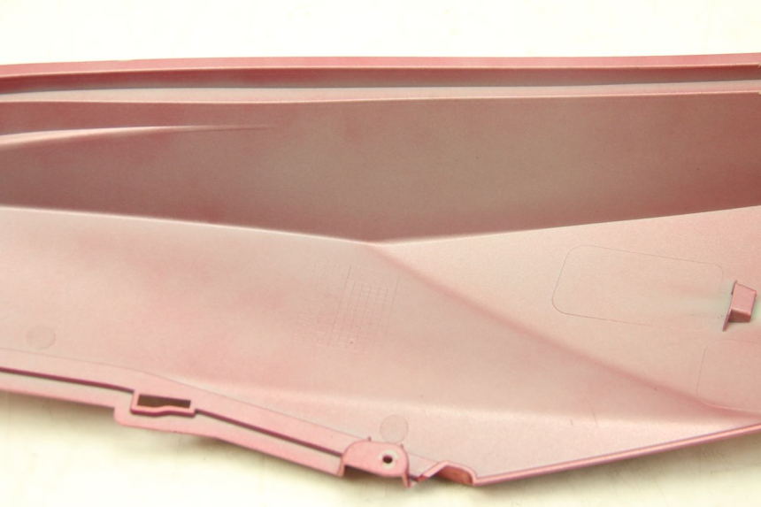 photo de FLANCO TRASERO DERECHO SYM JET 4 4T 50 (2018 - 2021) - Zoom sobre los componentes