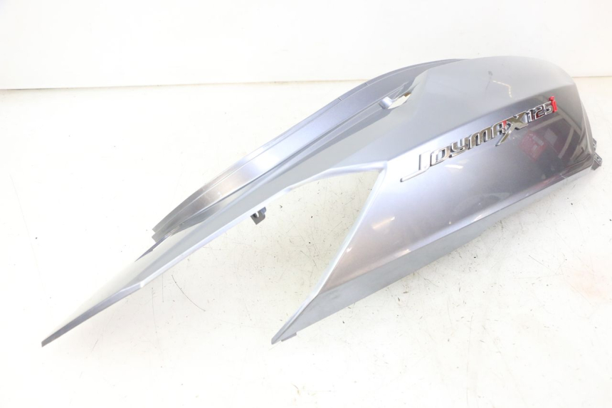 photo de CARENADO TRASERO DERECHA SYM JOYMAX 125 (2010 - 2017) - Detalles de los puntos de fijación