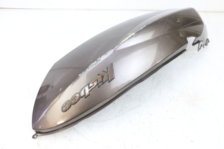 photo de CARENADO TRASERO DERECHA PEUGEOT KISBEE 2T 50 (2010 - 2017) - Primer plano técnico