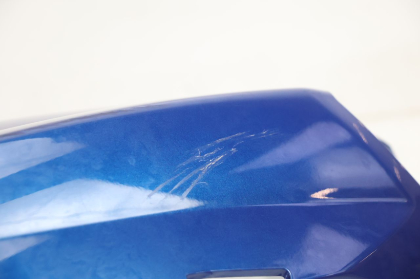photo de CARENADO TRASERO DERECHA PEUGEOT KISBEE 2T 50 (2018 - 2022) - Detalles de los puntos de fijación