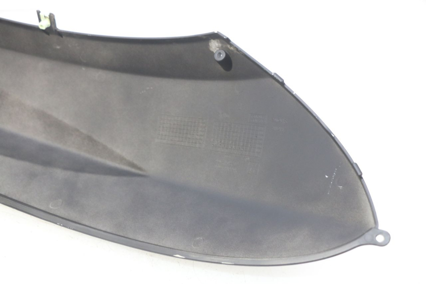 photo de FLANCO TRASERO DERECHO PEUGEOT KISBEE 4T 50 (2010 - 2017) - Marcados y referencias originales