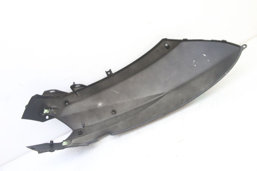 photo de FLANCO TRASERO DERECHO PEUGEOT KISBEE 4T 50 (2018 - 2022) - Estado de la superficie y material