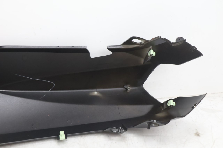 photo de FLANCO TRASERO DERECHO PEUGEOT KISBEE 4T 50 (2010 - 2017) - Marcados y referencias originales