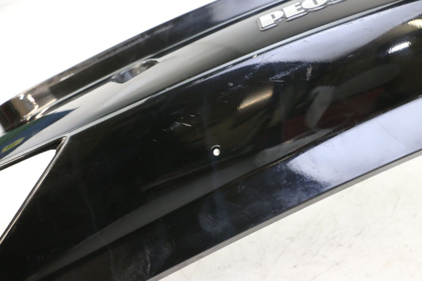 photo de CARENADO TRASERO DERECHA KYMCO PEOPLE S 125 (2000 - 2008) - Detalle de la pieza