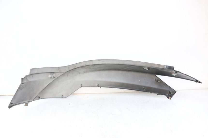 photo de CARENADO TRASERO DERECHA KYMCO PEOPLE S 125 (2000 - 2008) - Recambio usado revisado