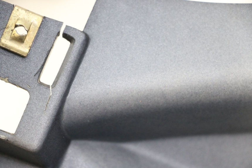 photo de CARENADO TRASERO DERECHA KYMCO XCITING 500 (2007 - 2010) - Detalle de la pieza