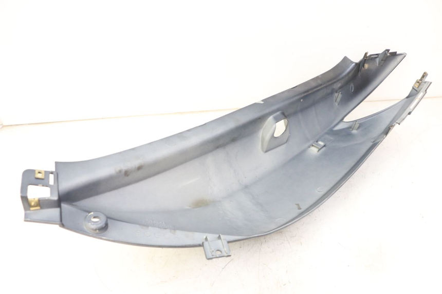 photo de CARENADO TRASERO DERECHA KYMCO XCITING 500 (2007 - 2010) - Recambio usado revisado