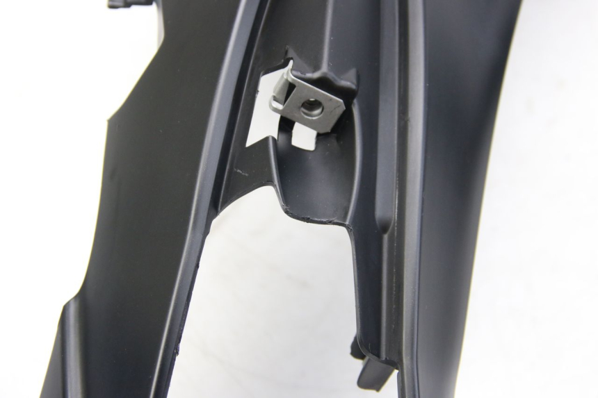 photo de FLANCO TRASERO DERECHO PIAGGIO LIBERTY IGET 4T 50 (2015 - 2020) - Primer plano técnico