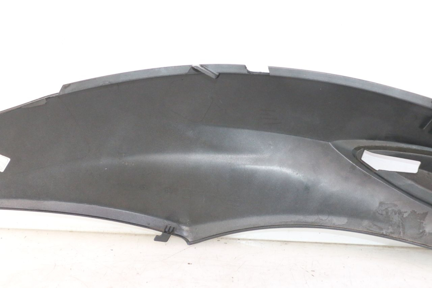 photo de CARENADO TRASERO DERECHA PIAGGIO LIBERTY IGET 4T 50 (2021 - 2025) - Estado de la superficie y material