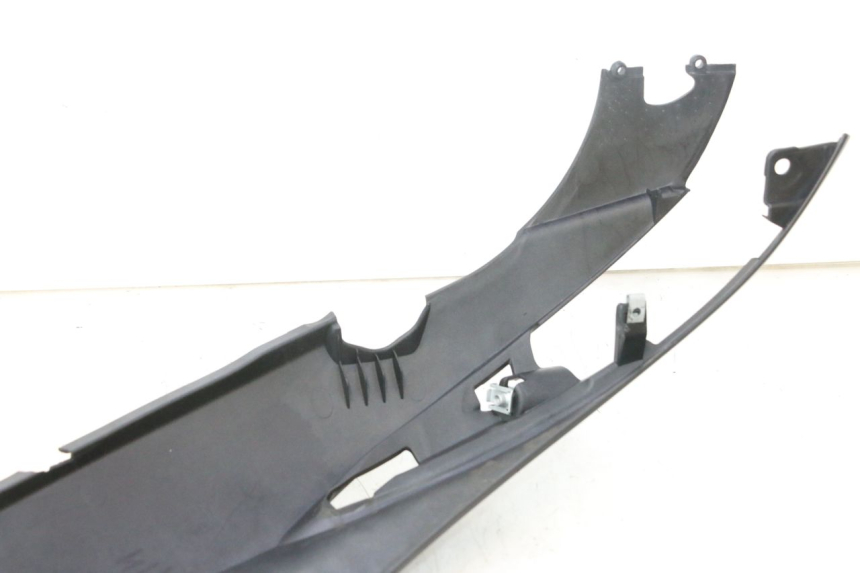 photo de CARENADO TRASERO DERECHA PIAGGIO LIBERTY IGET 4T 50 (2021 - 2025) - Marcados y referencias originales
