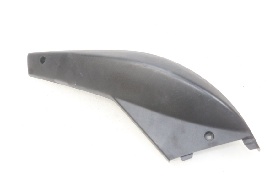 photo de FLANCO TRASERO DERECHO PEUGEOT LUDIX 50 (2008 - 2017) - Primer plano técnico