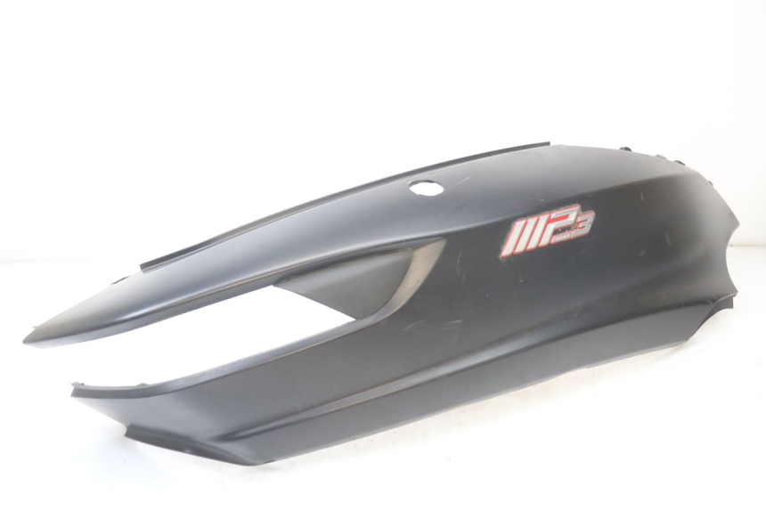 photo de CARENADO TRASERO DERECHA PIAGGIO MP3 HPE 350 (2018 - 2020) - Primer plano técnico