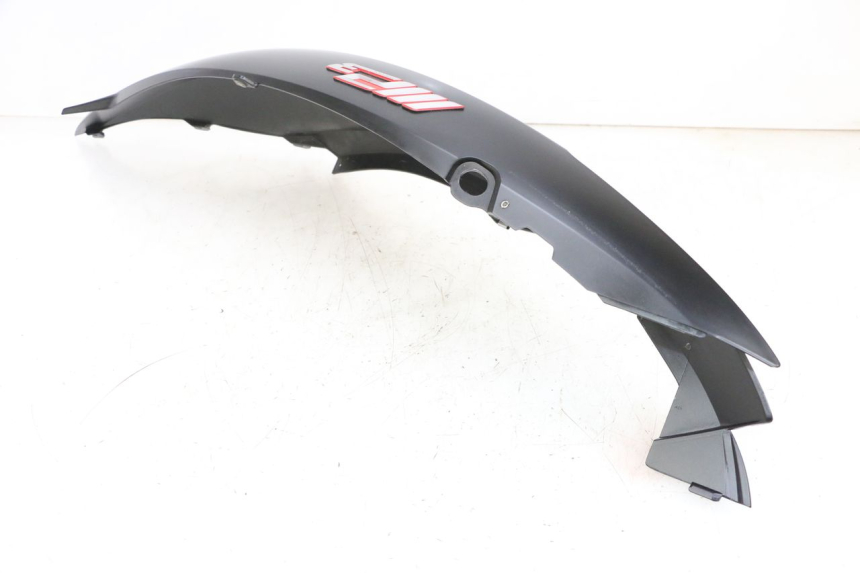 photo de CARENADO TRASERO DERECHA PIAGGIO MP3 HPE 300 (2019 - 2026) - Estado de la superficie y material