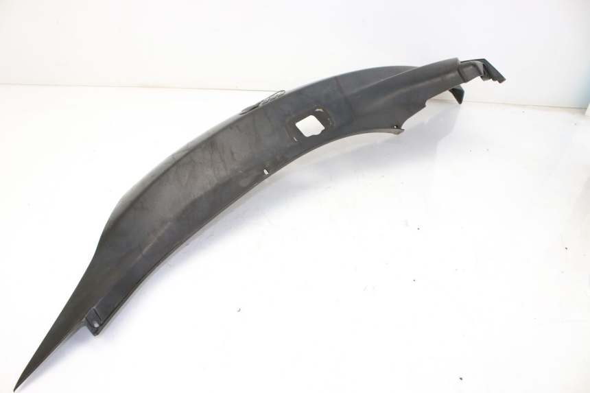 photo de FLANCO TRASERO DERECHO PIAGGIO MP3 LT 300 (2010 - 2016) - Primer plano técnico