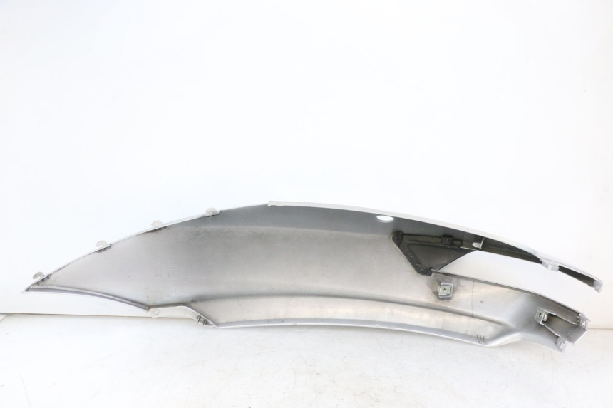 photo de FLANCO TRASERO DERECHO PIAGGIO MP3 500 (2014 - 2017) - Otra perspectiva