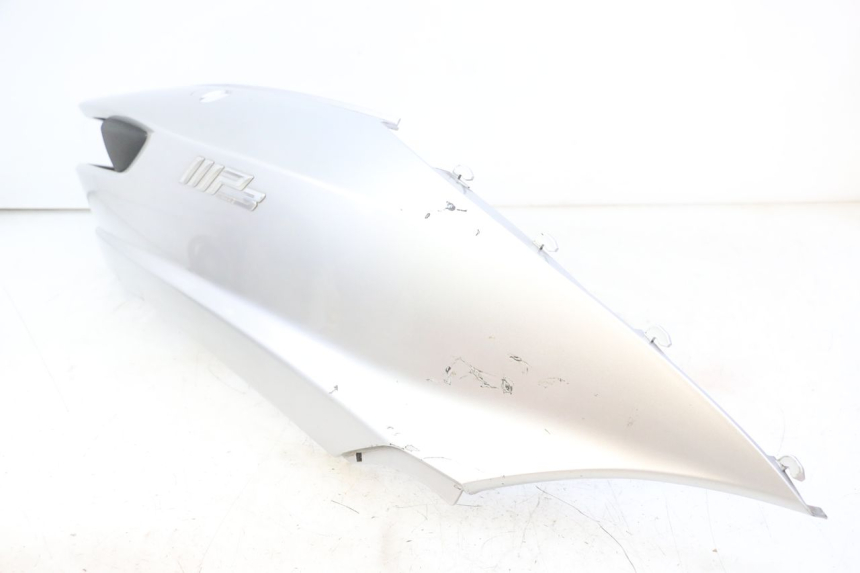 photo de FLANCO TRASERO DERECHO PIAGGIO MP3 500 (2014 - 2017) - Primer plano técnico