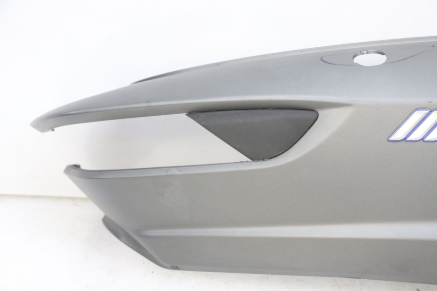 photo de CARENADO TRASERO DERECHA PIAGGIO MP3 500 (2016 - 2018) - Primer plano de alta resolución