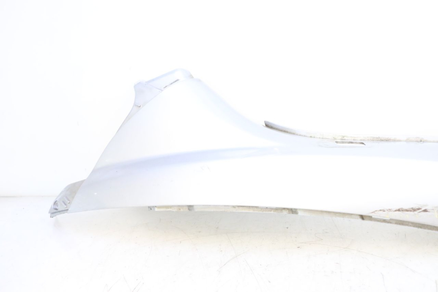 photo de FLANCO TRASERO DERECHO PIAGGIO MP3 125 (2006 - 2014) - Detalle de la pieza