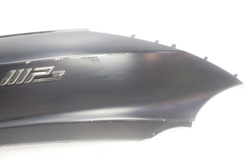 photo de CARENADO TRASERO DERECHA PIAGGIO MP3 500 (2016 - 2018) - Zoom estado de uso